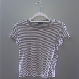 White and gray short sleeve